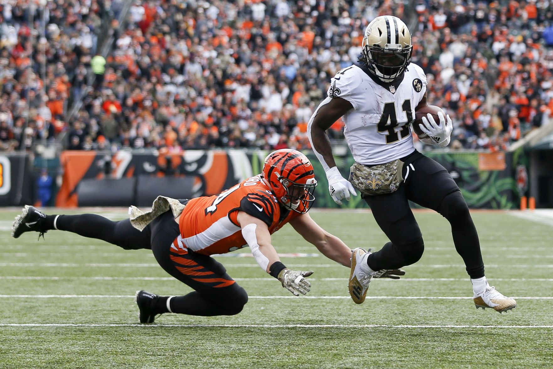 Saints Bengals Football